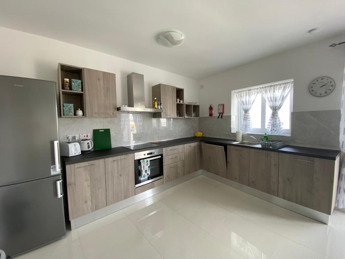 Sunshine Apartments Mellieha - Modern Three Bedroom Apartment - Apt No 2 Bagian luar foto