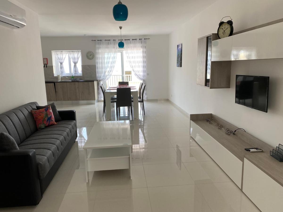 Sunshine Apartments Mellieha - Modern Three Bedroom Apartment - Apt No 2 Bagian luar foto